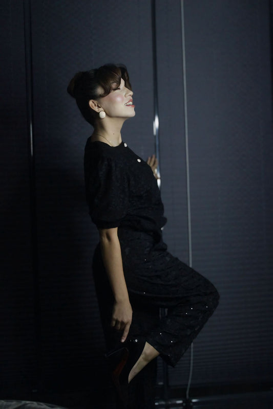 Nakışlı Siyah Pantolon